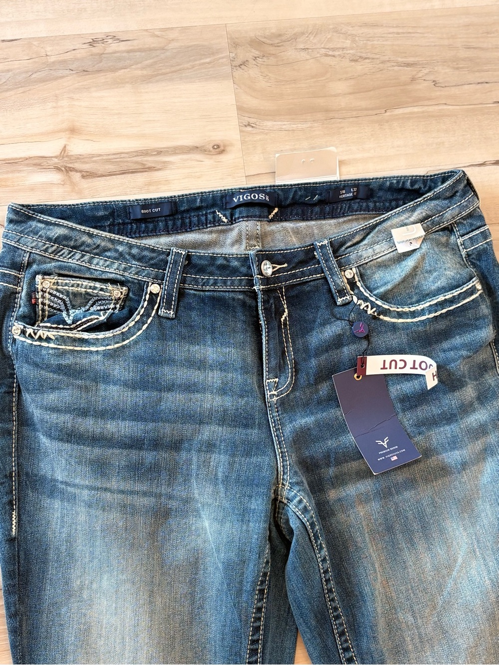 Vigoss Y2K Bootcut Jeans NWT Western Cowgirl Embroidered Flap Pocket Denim - Picture 4 of 4